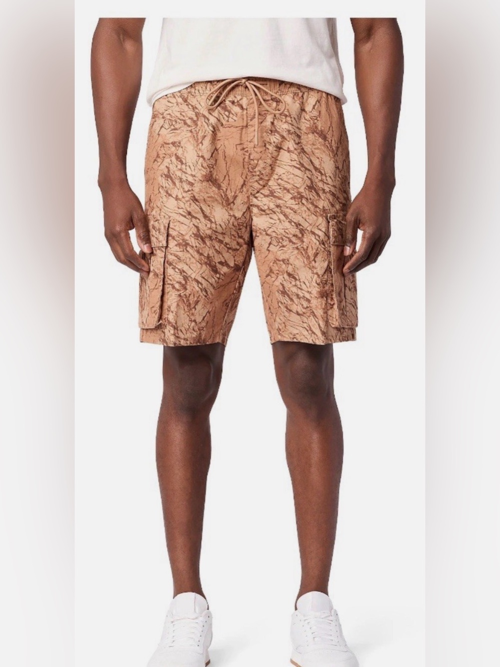 ***Men's Levis  Strauss Signature Camo Print Cargo Shorts with Drawstring